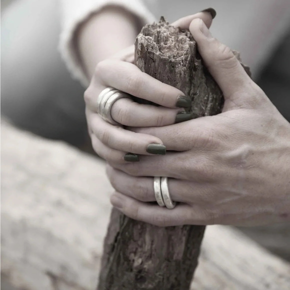 2 rings  - Our new signature sterling unisex GRIT rustic… - Picture 13 of 16